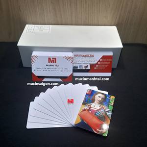 Cartes de vœux personnalisées en carton avec impression offset et marquage à chaud pour les entreprises et les équipes de vente - Product Image 3