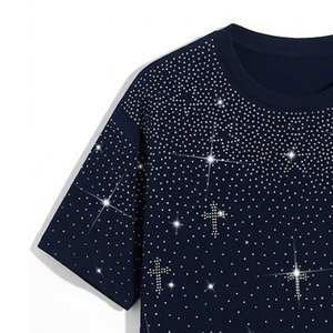 เสื้อยืดโอเวอร์ไซส์สีน้ำเงินประดับเพชรเทียมสำหรับผู้ชาย สไตล์สตรีทแวร์พรีเมียม ผ้าฝ้าย รับสกรีนโลโก้จำนวนมาก แฟชั่นกลางแจ้ง ลดราคาพิเศษ - Product Image 3