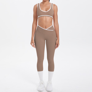 Conjuntos Deportivos para Mujer, Transpirables, de Spandex/Nailon, Bra y Leggings para Yoga, Ejercicio y Fitness, Colores Contrastantes, Diseño Cruzado - Product Image 6