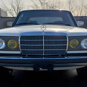 Mercedes-Benz 300D Turbo Diesel de 1984 - Product Image 1