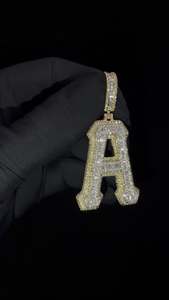 Colgante Personalizado con Inicial, Joyería Hip Hop, Plata de Ley 925, Moissanita VVS, Colgante con Nombre, Colgante Bicolor para Regalos - Product Image 3