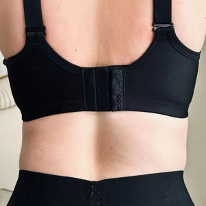 Soutien-gorge de sport pour femme de qualité supérieure, couleur personnalisée, maintien élevé, en Spandex/Nylon, dernier style, tissu doux et respirant - Product Image 2