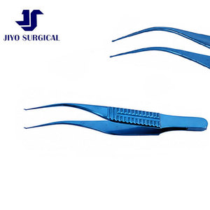 Pinzas Quirúrgicas de Titanio Troutman-Barraquer Colibri para Córnea con Puntas Finas de 0.12 mm y 45° °   Dientes Angulados 1x2 para Uso Oftálmico - Product Image 3