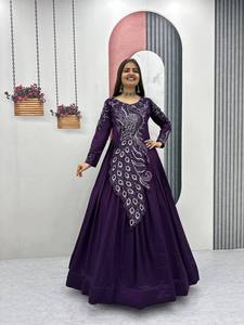 Vestido Anarkali Morado Bordado con Lentejuelas y Motivo de Pavo Real, Manga Larga, para Bodas, Fiestas, Diwali, Ropa Étnica India para Mujer - Product Image 4