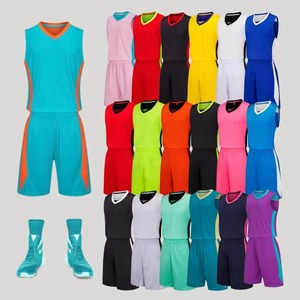 Conjunto de Pantalones Cortos y Camiseta de Baloncesto Personalizados de Doble Cara para Hombre, 100% Poliéster, Secado Rápido, Ligeros y Transpirables - Product Image 1