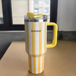 Gobelet Isotherme <span class=keywords><strong>Pro</strong></span> Tour Personnalisé à Rayures de 40 oz, Poignée Texturée, Gobelets d'Eau en Acier Inoxydable Recyclé avec Paille, 1200 ml, Vente Chaude - Product Image 3