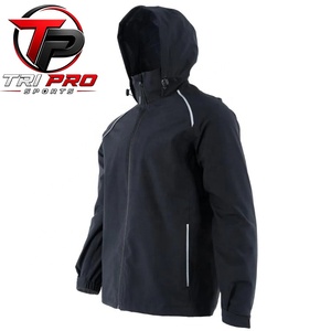 Chaqueta Impermeable con Capucha Reflectante Tri Pro Negra, Cortavientos, con Cierre, para Correr y Senderismo 2026 - Product Image 2