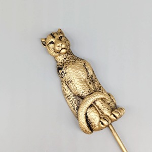 Gancho de pared de metal con forma de leopardo artístico, colgador decorativo elegante, adecuado para llaves, bolsos, toallas y decoración interior única para el hogar - Product Image 3