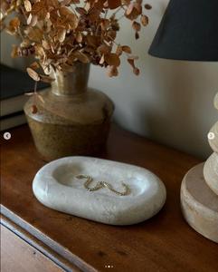 Plateau de service ovale en marbre beige, fait main, moderne, résistant au feu, décoratif pour la cuisine, le salon, la villa - Product Image 3