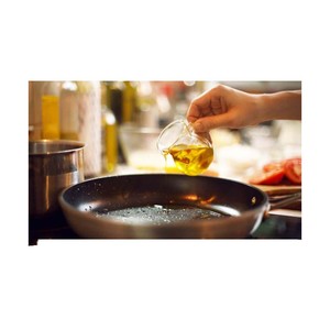 Huile de cuisson usagée de qualité / Huile végétale usagée à vendre - Product Image 1