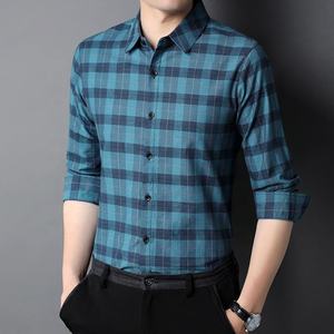 Camisa de Vestir de Popelina a Rayas Azules para Hombre, Manga Larga, Cuello Clásico, Formal, con Botones, de Poliéster/Algodón, Tejido Antiarrugas para Primavera - Product Image 4