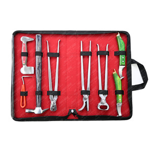 Kit de toilettage d'outils de maréchaux professionnels pour chevaux, couteau à boucle tranchante, pince à ongles en acier forgé de 13 ", extracteur de 13" et coupe de 12 ". - Product Image 1