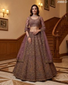Lehenga Choli Rosa Bordado con Dupatta, Traje Tradicional Indio para Bodas, para Mujer, Material de Seda, Largo hasta el Suelo, Corte Regular - Product Image 2