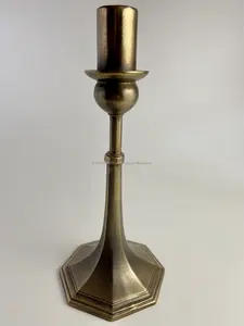 Bougeoirs coniques esthétiques pour la maison moderne Bougeoirs en métal uniques pour les Offre Spéciale de Noël au meilleur prix - Product Image 5