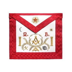 Tablier de Maître Maçon Rite Écossais en Cuir Rouge Moiré, Pierre d'Acacia, Tenue Cérémonielle Franc-Maçonnerie, Ajustements Personnalisés Faits Main, Carré Haut - Product Image 1