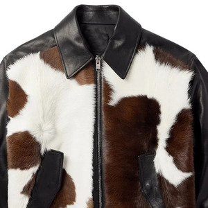 Chaqueta de cuero con estampado de vaca para hombre, estilo universitario, en negro, blanco y marrón, estilo motero, vintage, a la moda. - Product Image 2
