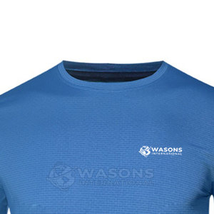 T-shirt de compression athlétique pour homme, extensible, séchage rapide, haut de performance pour la gym, design tendance - Product Image 4