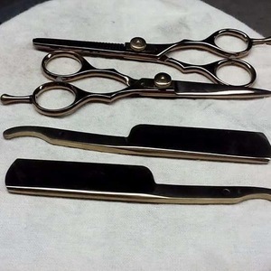 Ensemble de ciseaux de barbier 7,5 pouces finition sablée avec rasoir de barbier, kit de ciseaux professionnels en acier inoxydable allemand - Product Image 4