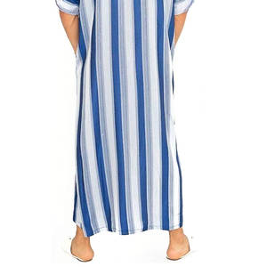 ชุดญุบบะฮ์แบบอาหรับสำหรับผู้ชาย ชุดอิสลามแบบยาวคลุมทั้งตัว แขนยาว เรียบร้อย ทำจากโพลีเอสเตอร์ 100% สามารถปรับแต่งได้สำหรับสวมใส่ในชีวิตประจำวัน ขายส่งเพื่อการส่งออก - Product Image 3