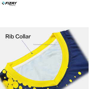 Ensemble d'uniformes de football pour hommes adultes de haute qualité, 100 % polyester, conception personnalisée, impression par sublimation intégrale, séchage rapide, respirant, résistant à la chaleur - Product Image 3
