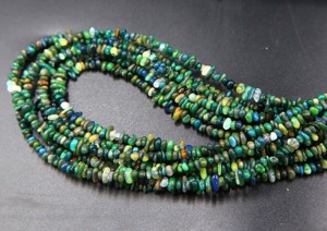 Perles d'opale éthiopienne verte naturelle multi-éclats, opale verte de forme fantaisie lisse, environ. 6x2MM à 4x2MM Longueur de 16 pouces - Product Image 5