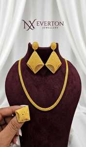 Geometric Gold Plated Alloy Necklace and Earring Set for Women Trendy Party Jewelry - Product Image 5