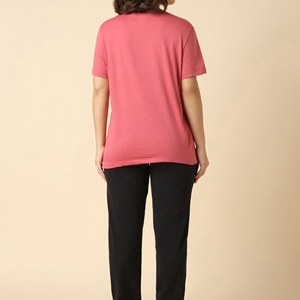 T-shirt pour femme à manches courtes, haute qualité, styles variés, dernières tendances, vente en gros, hauts de mode pour femme - Product Image 4