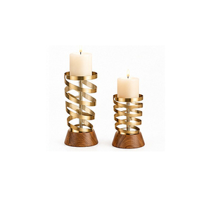 Candelabro Portátil de Hierro Hecho a Mano con Acabado en Oro Rosa, Diseño de Uva, Decoración para el Hogar, Navidad, Estilo Moderno y Personalizado - Product Image 3