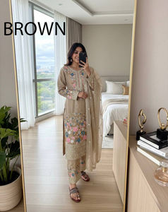 ชุดเดรสราตรีทรงเอไลน์ผ้าซาตินลายดอกไม้สไตล์อินเดียปากีสถาน งานแฮนด์เมดสำหรับสุภาพสตรี เหมาะสำหรับงานแต่งงานและงานเลี้ยง ขนาด XS - Product Image 2