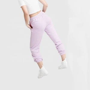 Survêtement de sport pour femmes en gros, fabricant OEM de marque privée, broderie de logo personnalisé, fournisseur de vêtements de fitness en molleton de coton - Product Image 3