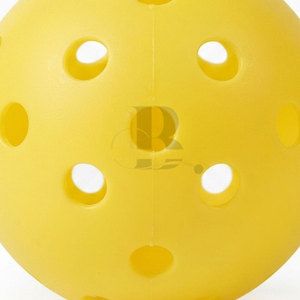 Nouvelle balle de pickleball pour adultes de 16 mm avec un design à trous ronds, légère, en plastique écologique, pour l'entraînement et la pratique des sports de plein air - Product Image 6