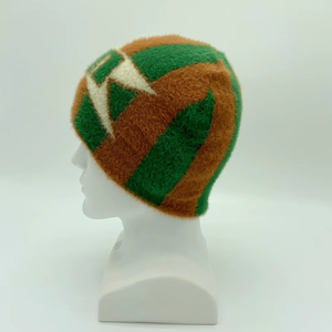 Bonnet en mohair personnalisé OEM avec votre propre logo, motif jacquard Y2K, chaud, fourré et duveteux, idéal pour l'hiver - Product Image 2