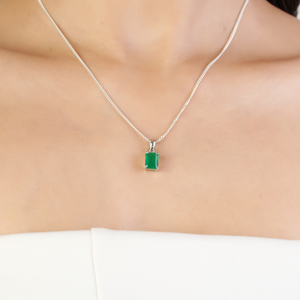 Venta al por mayor de colgantes de plata de ley 925 con ónix verde, joyería fina con una sola piedra para uso diario de mujeres. - Product Image 2