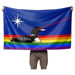 Drapeau rectangulaire en polyester avec des rayures rouges et blanches et un motif d'étoile bleue pour une utilisation en extérieur - Product Image 5