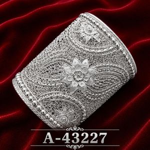 Bracelet manchette en alliage d'argent tibétain, motif géométrique, pierre de zircon, plaqué or/argent, certifié par un tiers, style tendance pour femme - Product Image 1
