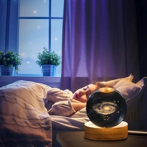 Lampe de nuit en cristal de la Voie lactée écologique avec globe en verre LED, alimentée par USB, base en bois, lampe de table pour chambre à coucher, bureau - Product Image 3
