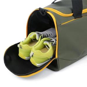 Nouveauté Sac de sport OEM à bandoulière, sac de fitness avec compartiments supplémentaires, sac de voyage unisexe à bas prix, sacs de sport personnalisés - Product Image 5