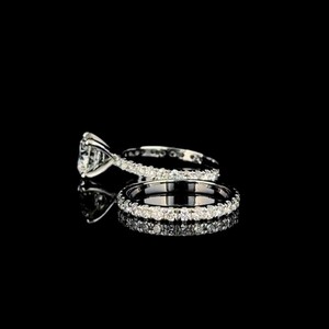 Anillo de Compromiso y Matrimonio de Oro Blanco de 14K para Mujer con Diamante Cultivado en Laboratorio de 1.00 Quilates, Corte Brillante Redondo, Certificado IGI - Product Image 3