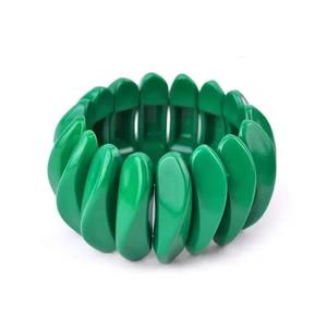 Bracelet en résine au design tendance pour femmes, fournisseur en gros de bijoux - Product Image 2