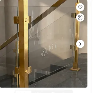 Barandilla de Escalera Moderna de Vidrio Dorado con Postes Metálicos para Balcón, Pasillo y Decoración Interior de Hogar Contemporáneo y Elegante - Product Image 5