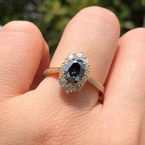 แหวนเพชรแบล็คออนิกซ์ทรงวงรีประดับเพชรคิวบิกเซอร์โคเนีย แหวนหมั้นทองคำแท้ 14k ทรงฮาโล เครื่องประดับสำหรับผู้หญิง - Product Image 2