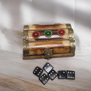 Dado Cuadrado de 16mm con Incrustaciones de Hueso, Pulido, Hecho a Mano, de Alta Calidad, Diseño Moderno por f s international - Product Image 3