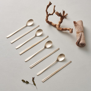 NOBBAN Anseong Ensemble de cuillères pour 4 personnes en bronze forgé à la main et gravé, style palais royal coréen traditionnel Bangjja Yugi - Product Image 3