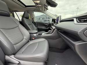 Toyota RAV4 XLE Usado 2025 - Product Image 4