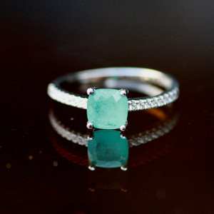 Anillo de Esmeralda Hecho a Mano en Plata de Ley 925, Gema del Mes de Mayo, Joyería Elegante, Regalo para Mujer - Product Image 3