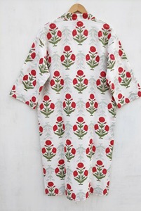 Camisón de Lujo Hecho a Mano 100% Algodón con Estampado Floral, Cuello Camisero, Cierre con Cordón, Manga Larga, para Mujer - Product Image 6