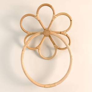 Anneaux porte-serviettes de luxe en rotin en forme de fleur, fournisseur de supports pour serviettes - Product Image 2