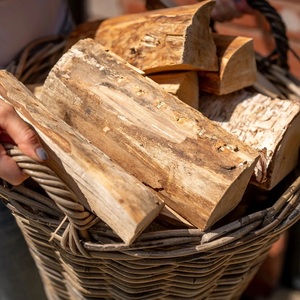 Bois de chauffage séché fiable pour le chauffage hivernal et le plaisir du foyer, avec une qualité constante et une préparation pratique - Product Image 6