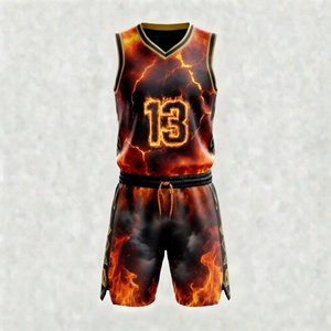 Tenue de basketball d'été légère et à séchage rapide, composée d'un maillot et d'un short, conçue pour le confort en jeu en extérieur par temps chaud - Product Image 3
