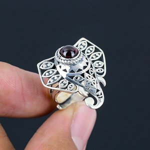Bague en argent sterling 925 de qualité supérieure avec grenat, faite à la main, style bohème, bijou en pierre naturelle, sertissage clos, pour anniversaire, Noël - Product Image 1